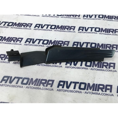 Накладка лівого крила Opel Zafira B 2005-2011 13142286